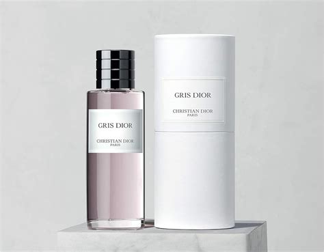 gris montaigne dior parfum|gris montaigne dior price.